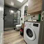 Genis, Denize Kolay Ulasim Lägenhet Antalya