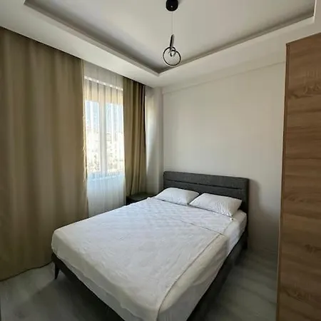 Genis, Denize Kolay Ulasim Apartment